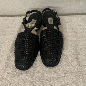 Valerie Stevens sandals